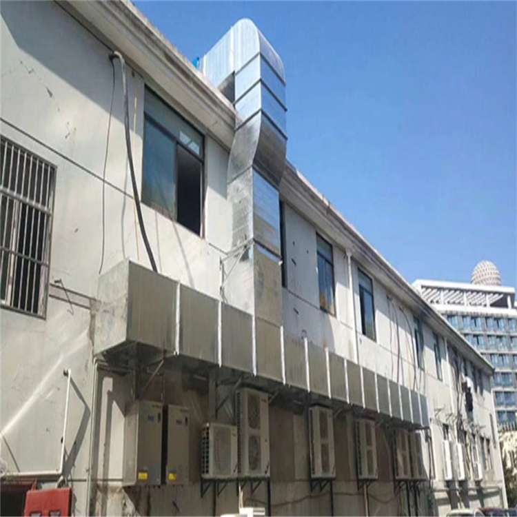 深圳風(fēng)管生產(chǎn)廠宏鑫通風(fēng)工程公司專注深圳通風(fēng)管道加工和深圳通風(fēng)管道安裝工程
